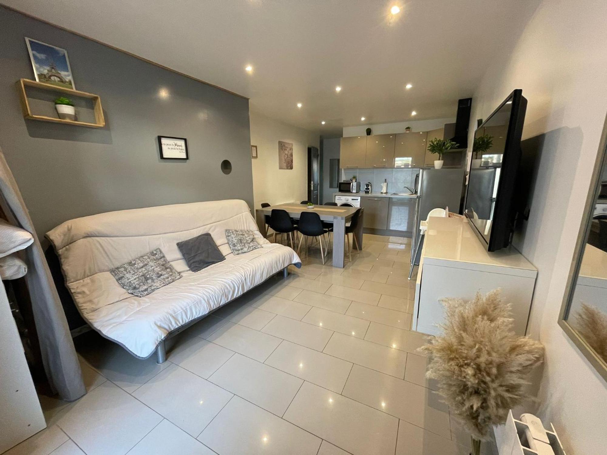 Appartement Villiers Sur Morin Proche De Disneyland Villiers-sur-Morin Exterior foto