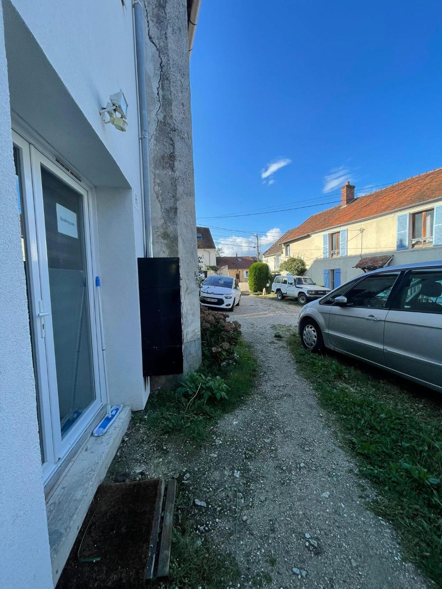 Appartement Villiers Sur Morin Proche De Disneyland Villiers-sur-Morin Exterior foto