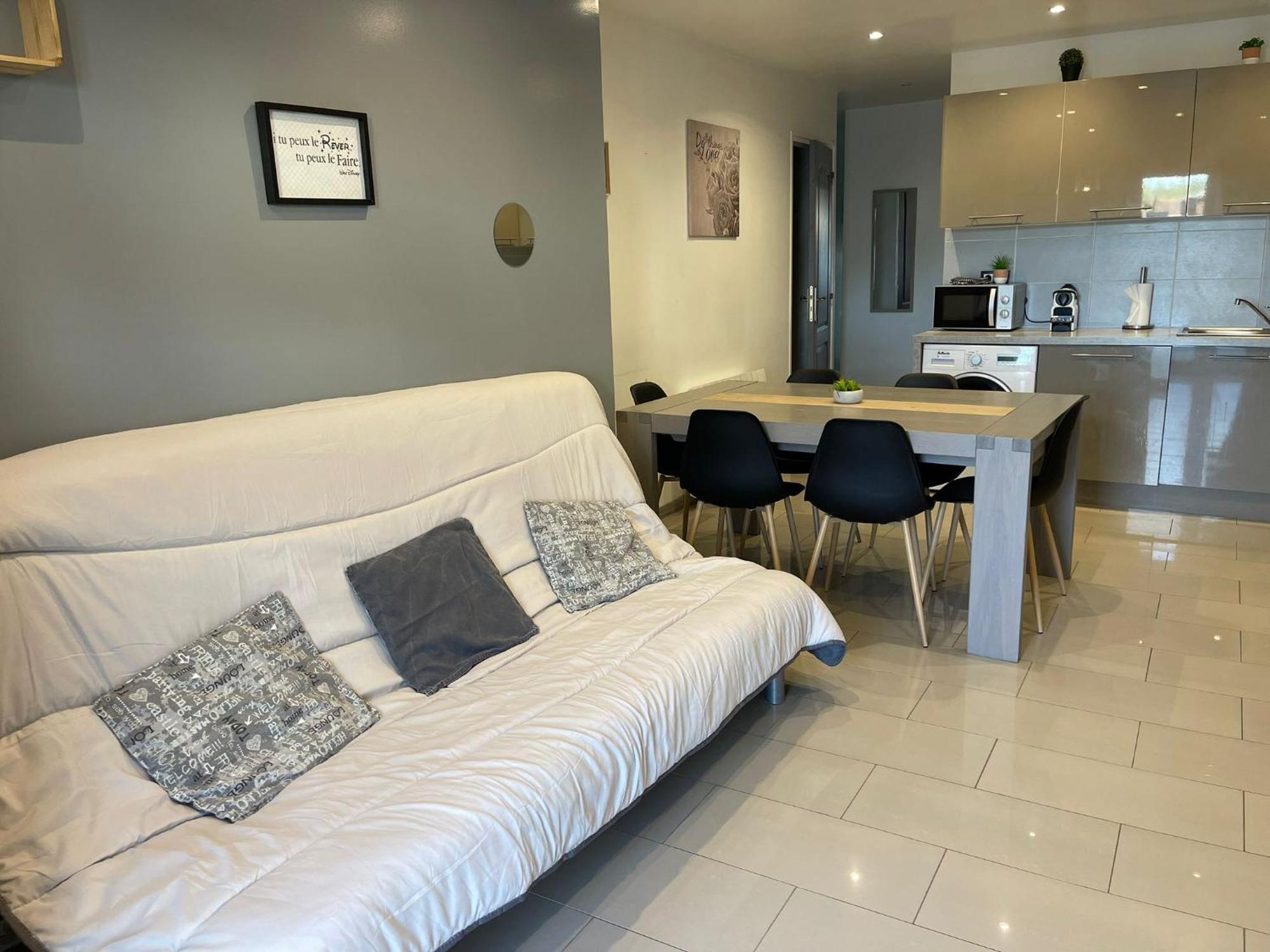 Appartement Villiers Sur Morin Proche De Disneyland Villiers-sur-Morin Exterior foto