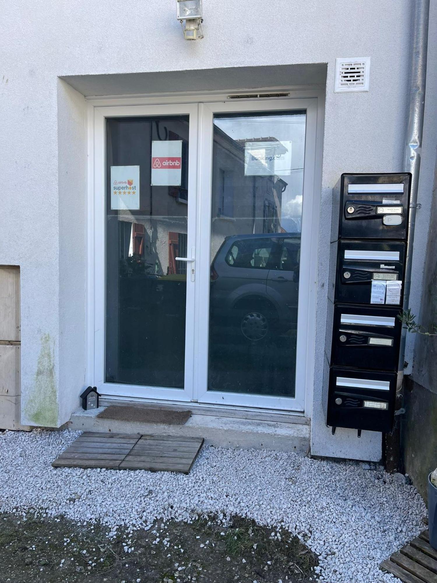 Appartement Villiers Sur Morin Proche De Disneyland Villiers-sur-Morin Exterior foto